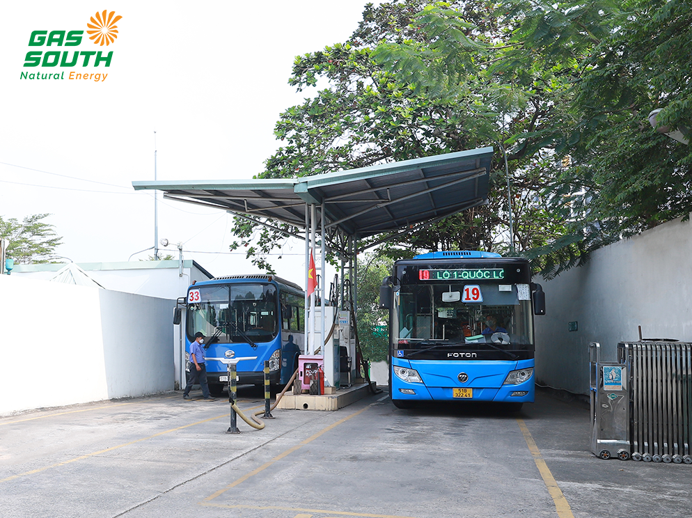xe-buyt-cng-2