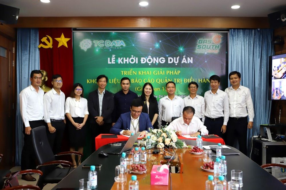 Ký kết Điều lệ dự án