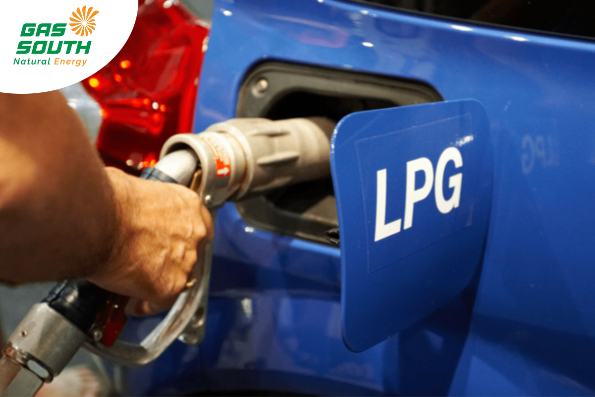 LPG - Liquefied Petroleum Gas is utilized as an alternative to both gasoline and oil as a fuel.