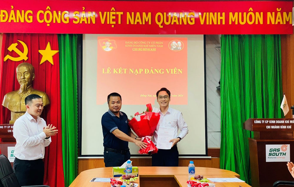 Đảng viên mới